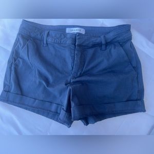 Lila Ryan “Susannah” short. Size 4